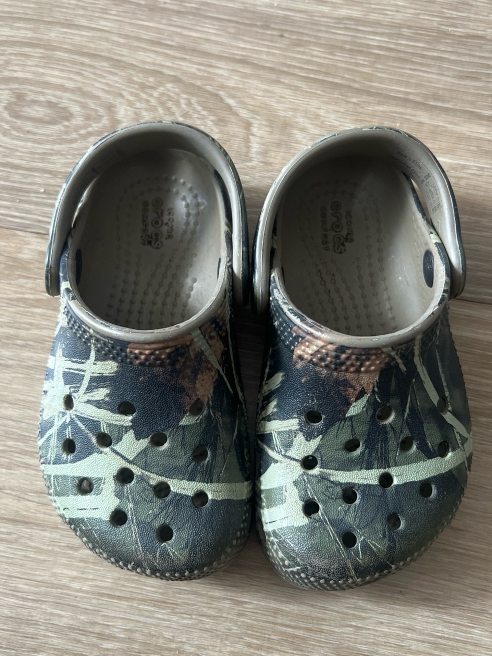 CROCS Kids Camo Water Shoe Clog in Green and Brown